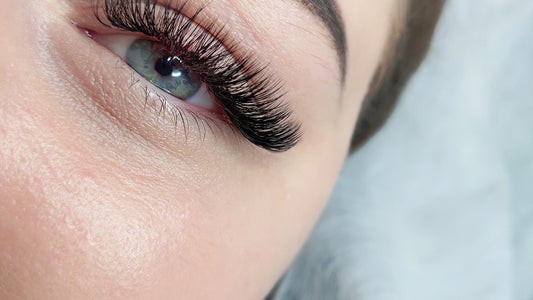 Lash Course vs. DIY: Pros and Cons