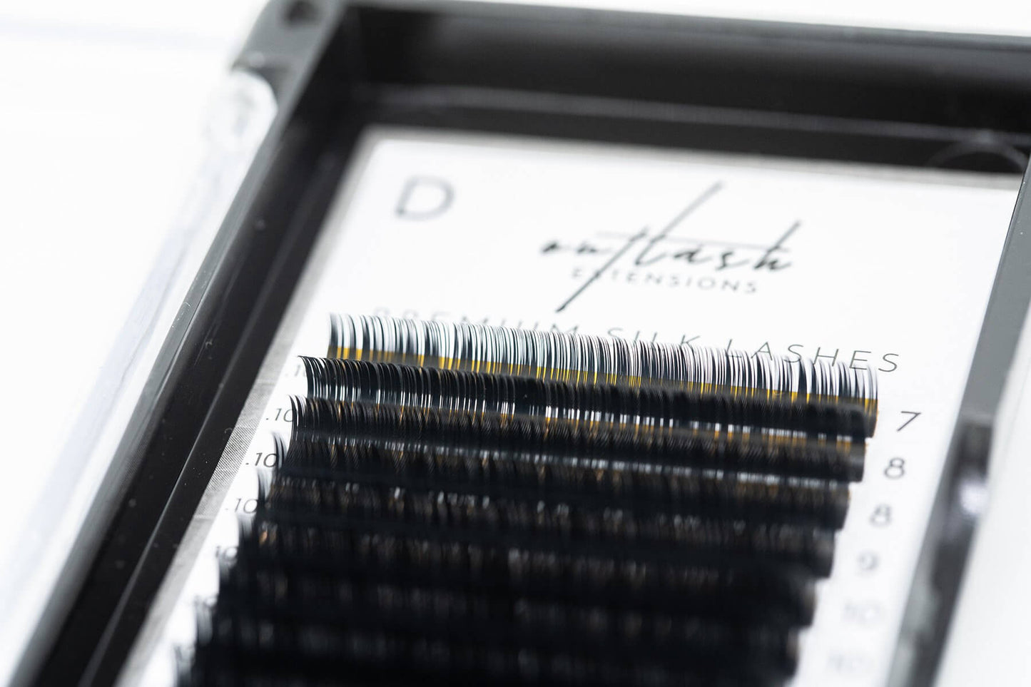 Premium Silk Mixed Lash Extensions - D Curl
