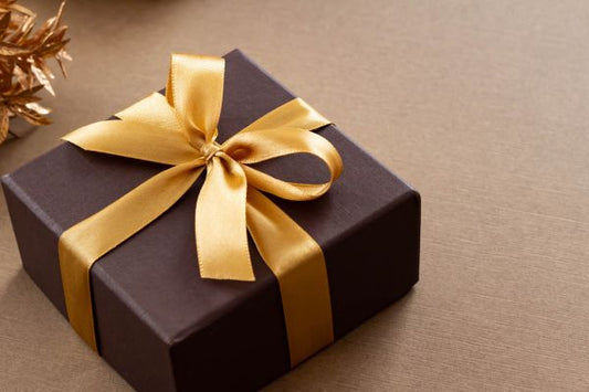 3 DIY Christmas Gifts for Your Loyal Clients (On a Budget!)