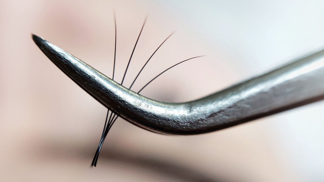 How to Choose the Right Products for Your Clients: A Guide for Aspiring Lash Artists and Business Owners
