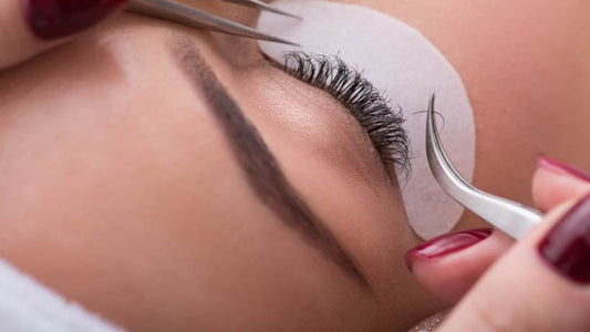 Lash Artist Tips: Unlocking Client Happiness - A Guide for Exceptional Customer Satisfaction