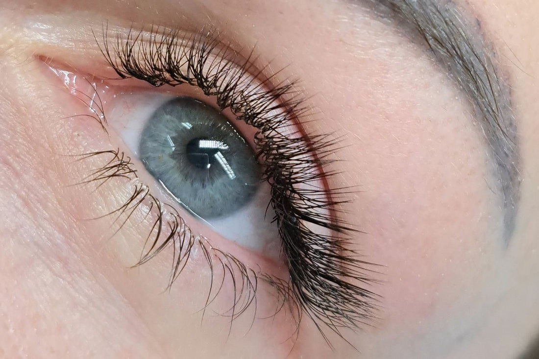 Lash Consults That Convert: How to Turn Inquiries into Booked Appointments