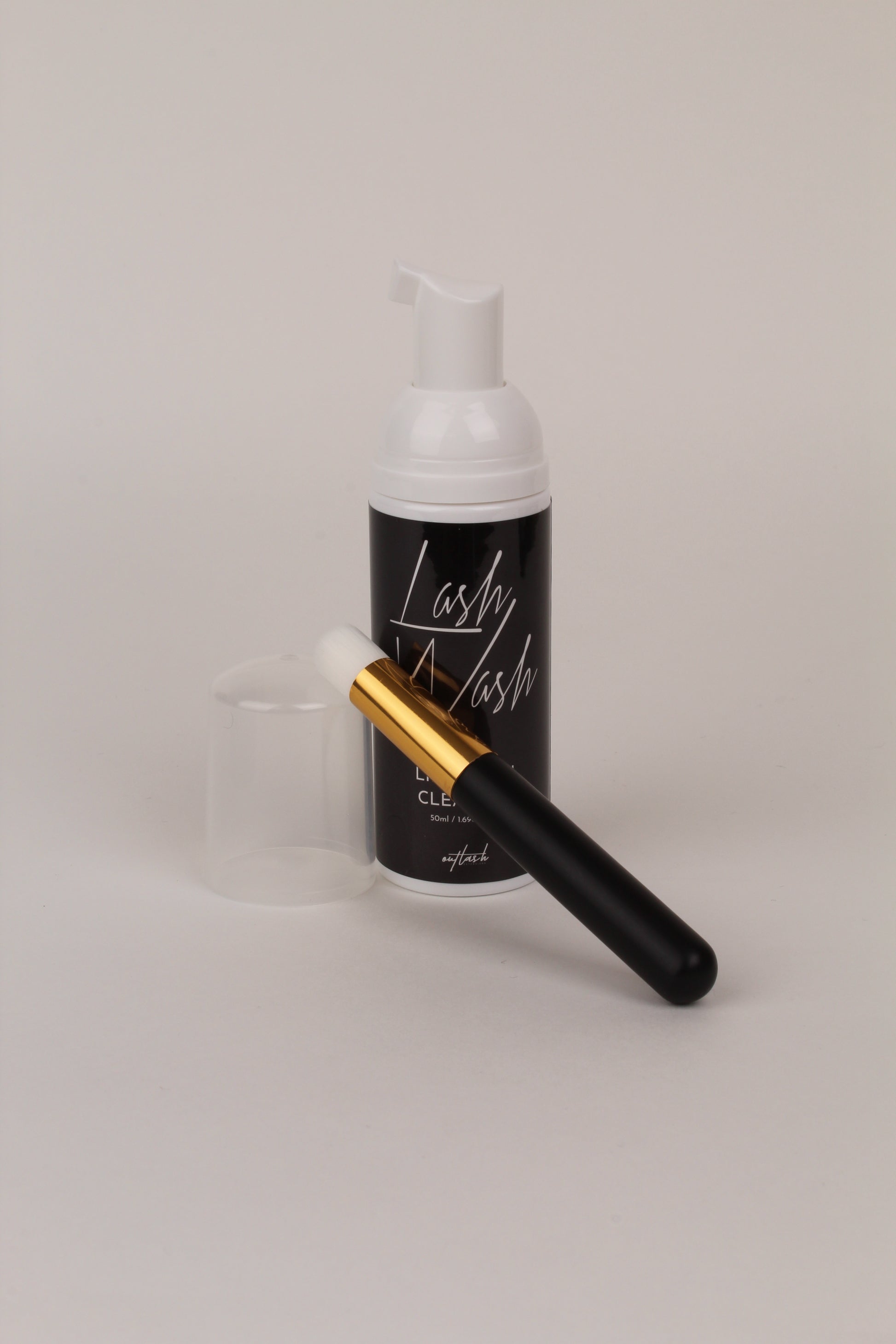 Lid and Lash Cleanser  OutLash Extensions Pro